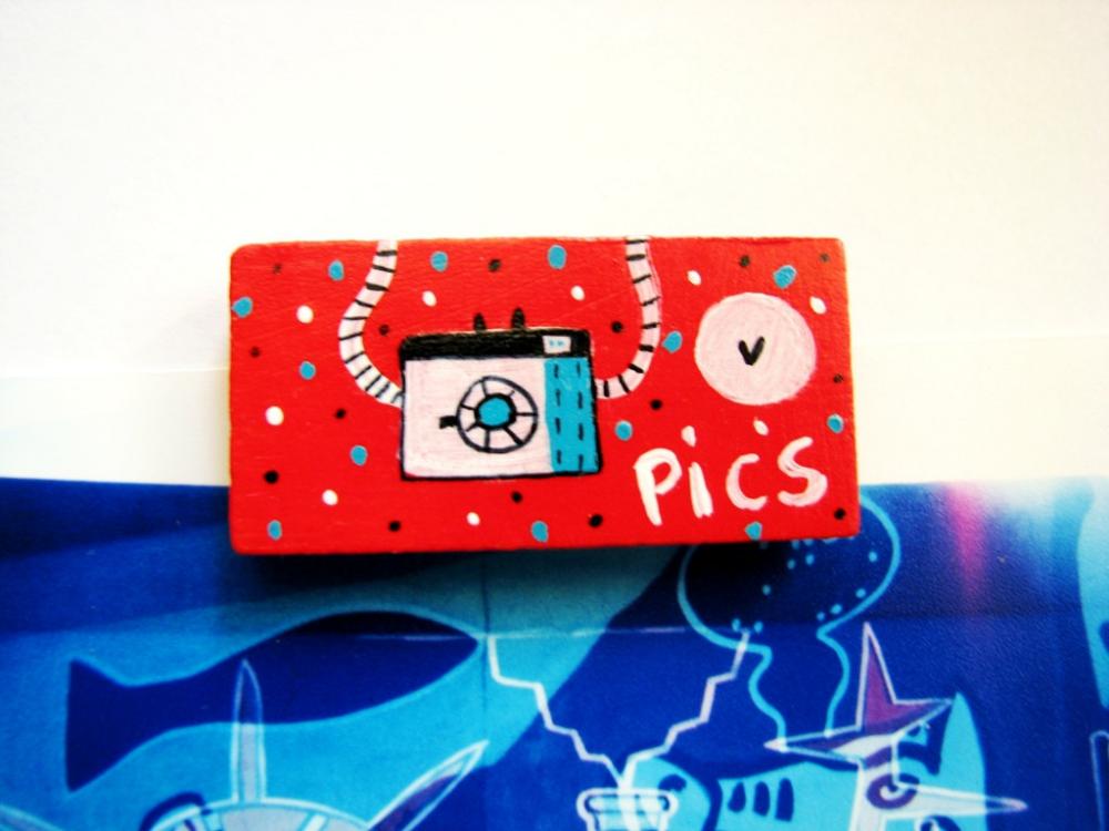 Red Hand Painted Wooden Magnet Geek Nerd Camera- I Love Photos