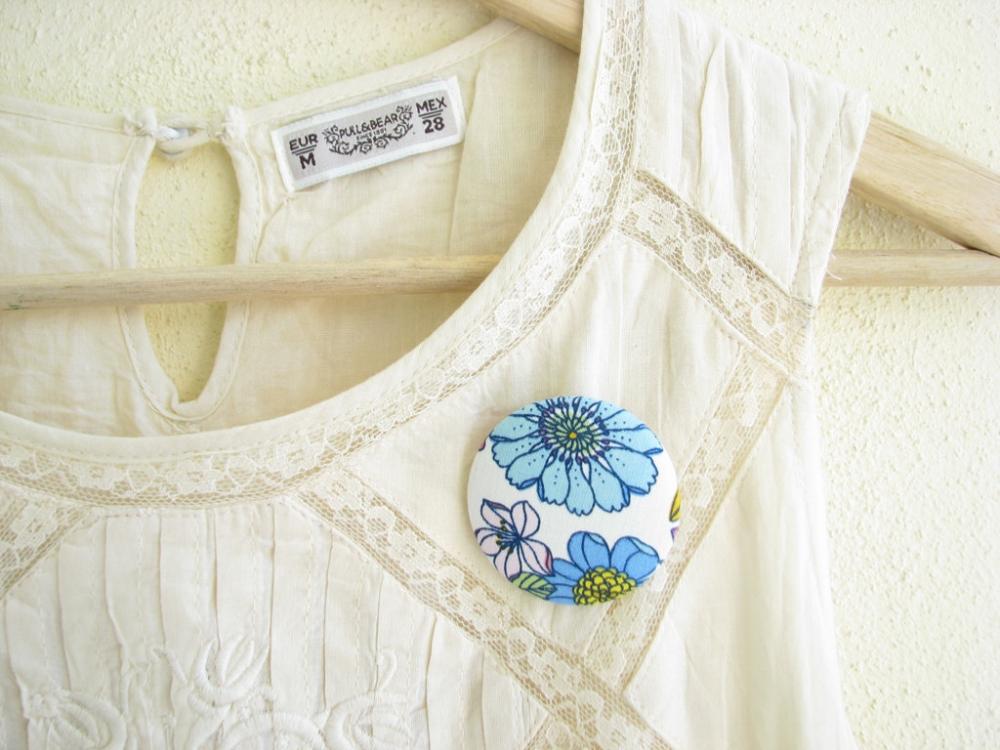 Flowered Fabric Button Brooch -spring Outfit